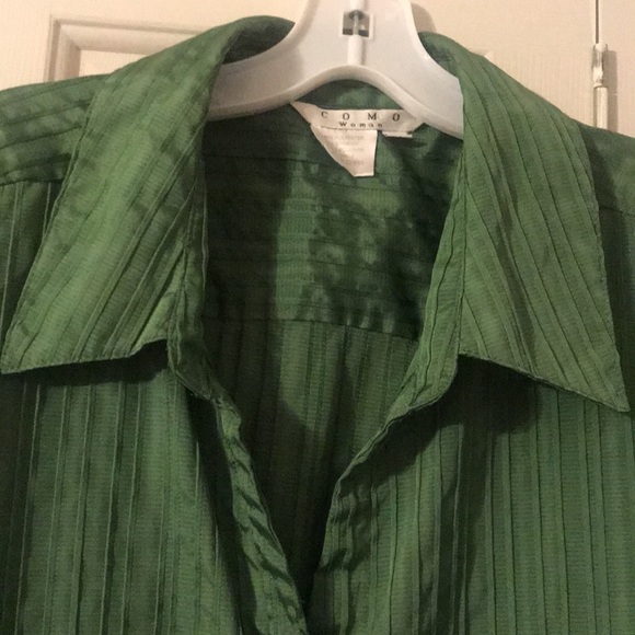 Button down blouse - Picture 4 of 6